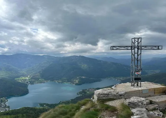 Retreat Near Ledro Dom wakacyjny Molina di Ledro